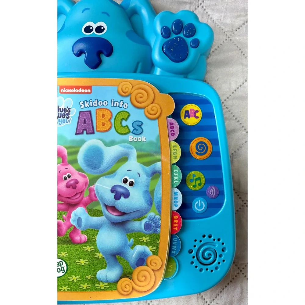 LeapFrog Blue's Clues & You Skidoo into ABCs Book Interactive Learning Toy